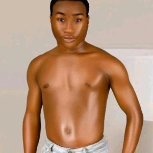 ดาวน์โหลดและฟังเพลง Paradise (Explicit) พร้อมเนื้อเพลงจาก Kelvino