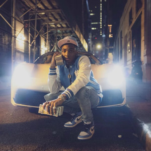 Listen to Structure Gang Freestyle (Explicit) song with lyrics from Bizzy Banks