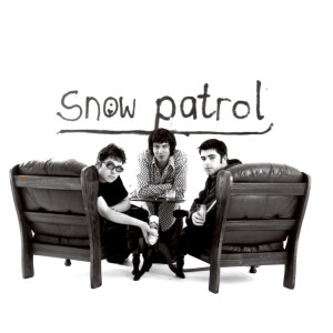 Dengarkan lagu Chased By...I Don't Know What nyanyian Snow patrol dengan lirik