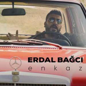 ดาวน์โหลดและฟังเพลง Enkaz พร้อมเนื้อเพลงจาก Erdal Bağcı