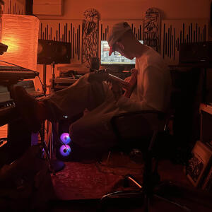 default playlist img