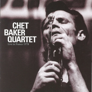 收聽Chet Baker Quartet with Russ Freeman的Oh, You Crazy Moon歌詞歌曲