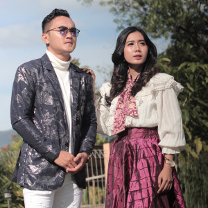 Listen to DJ Usah Pasokan Cinto song with lyrics from randa putra