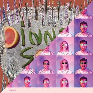 收聽Dot.s的Rose Lens歌詞歌曲