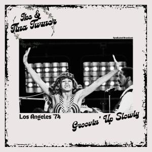 收听Ike & Tina Turner的Honky Tonk Woman (Live)歌词歌曲