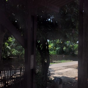 收聽Fikri的Lebat歌詞歌曲