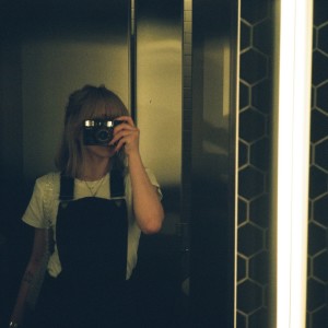 Listen to Make Me Feel Like song with lyrics from Melvv