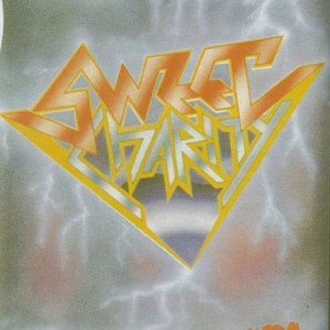 ดาวน์โหลดและฟังเพลง Berita Gempa พร้อมเนื้อเพลงจาก Sweet Charity