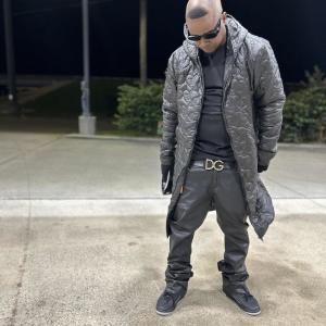 Listen to FADE AWAY (Explicit) song with lyrics from Quincy Black