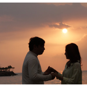 Listen to Maafkanlah song with lyrics from Denis Joe