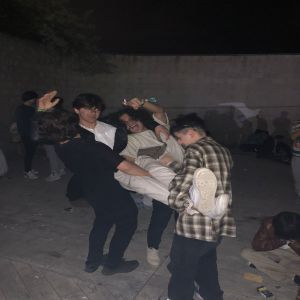 收听Tony ALexo的If We Have Each Other (Sped Up)歌词歌曲