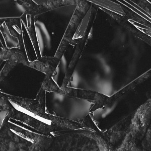 Dengarkan Attak lagu dari Young Kali dengan lirik