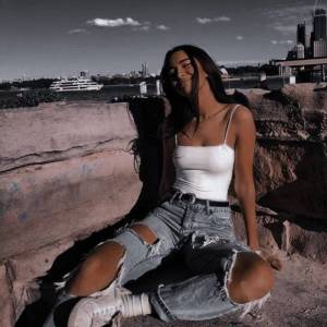 Listen to Razin Uşaqlarıdı song with lyrics from BlackBeatsZ