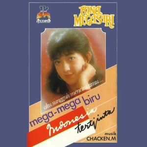收听Rina Megasari的Resah歌词歌曲