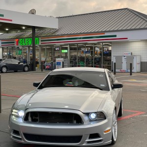 ดาวน์โหลดและฟังเพลง To los dias (Explicit) พร้อมเนื้อเพลงจาก Officialbryant