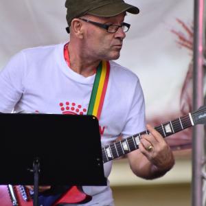 Listen to Get ThIs Message song with lyrics from David Allen