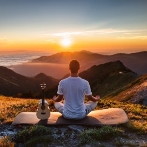 ดาวน์โหลดและฟังเพลง The Calm Before The Storm พร้อมเนื้อเพลงจาก Gentle Night Relaxation