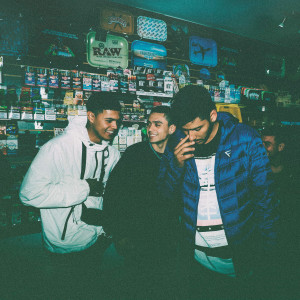 ดาวน์โหลดและฟังเพลง Cypher Casa Sola พร้อมเนื้อเพลงจาก Maiky The Anormal