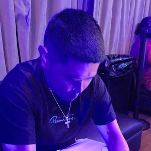 default playlist img