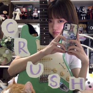 Dengarkan CRUSH (Explicit) lagu dari Lilniina dengan lirik