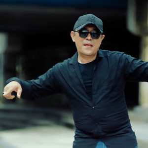 Dengarkan Megending Lagu Bali lagu dari JM Mayun dengan lirik