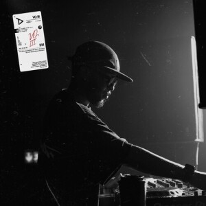 收听SGVO的La Vida歌词歌曲