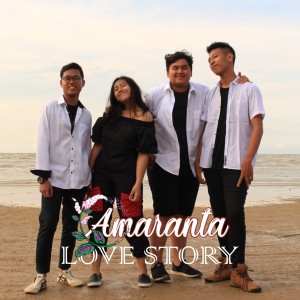 ดาวน์โหลดและฟังเพลง Aku Takut พร้อมเนื้อเพลงจาก Amaranta
