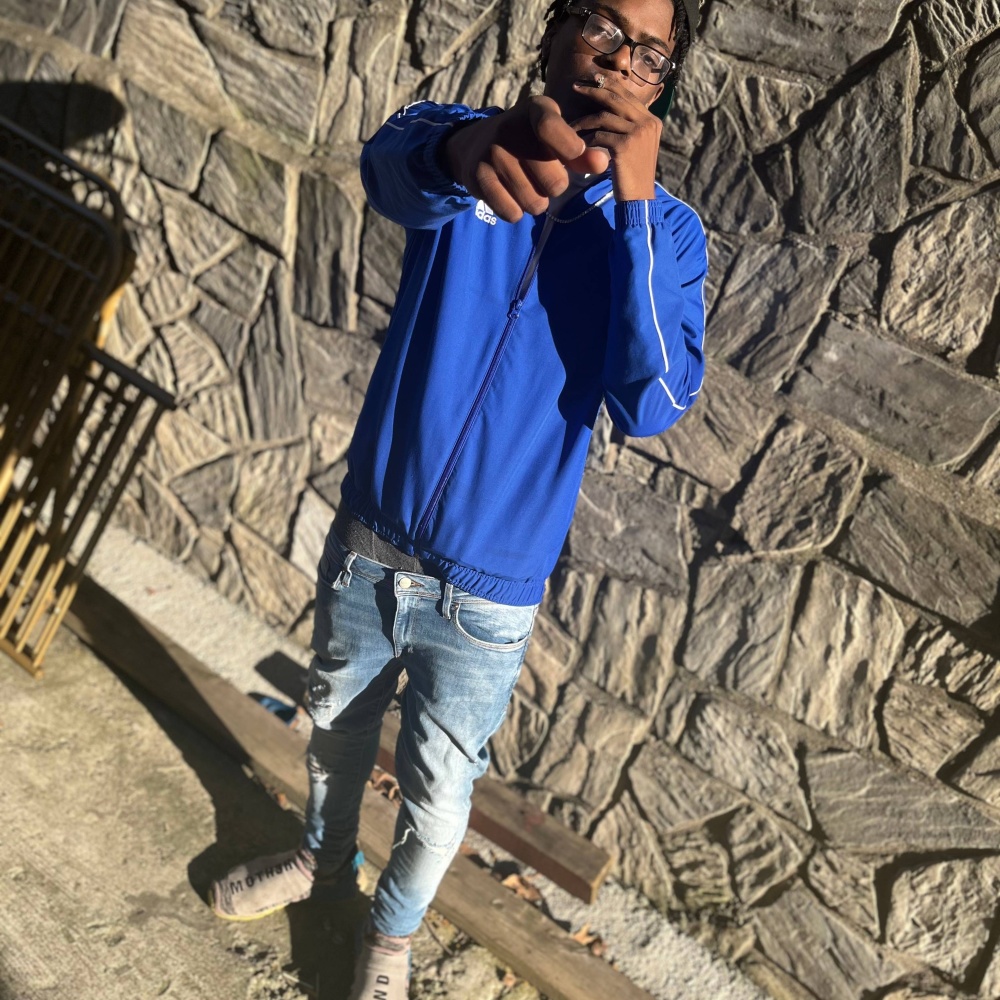 Tryna Be Brisko (Explicit)