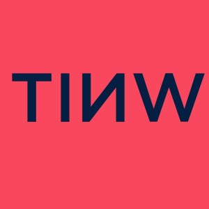 Dengarkan Ugly Sweet lagu dari TINW dengan lirik