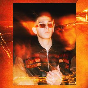 Listen to Kan Damladı (Explicit) song with lyrics from Mali Green