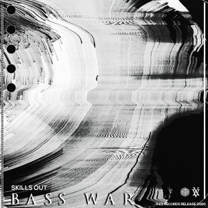 收聽SKĪLLS ØUT的Bass War歌詞歌曲