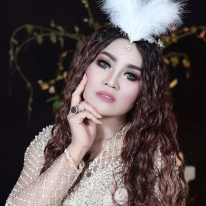 收聽Susy Arzetty的Wedi Kehilangan歌詞歌曲