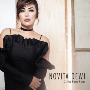 收聽Novita Dewi的Cinta Pura - Pura歌詞歌曲