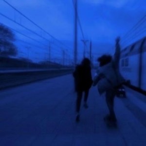 Dengarkan 遗失的心跳 (0.8) (完整版) lagu dari 藤柒吖 dengan lirik