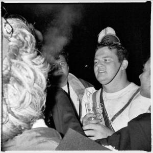 收聽Själen的Noeit Alliejn歌詞歌曲