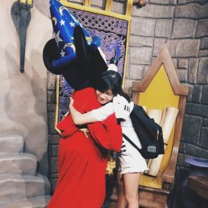 收聽KKRON的เวลาเก่า歌詞歌曲