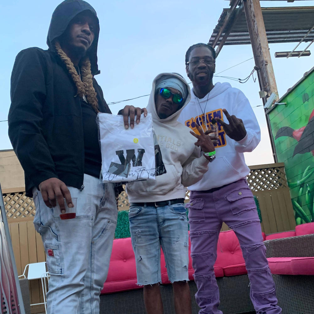 Scared Da DaD (feat. Rivi Nafi) (Explicit)