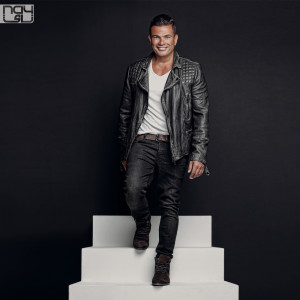Listen to Ragea song with lyrics from Amr Diab