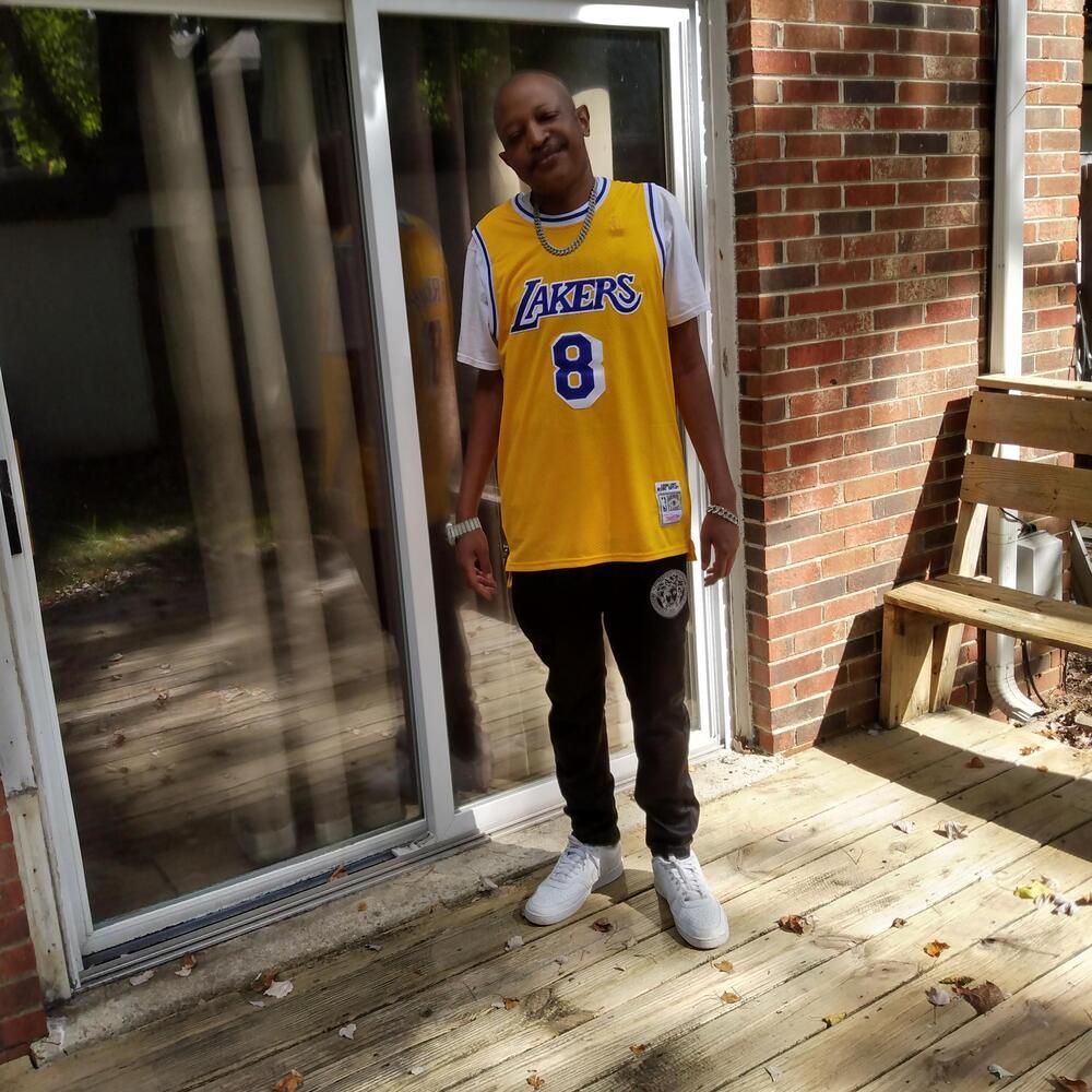 Money Talks Freestyle (Explicit)
