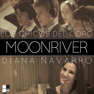 ดาวน์โหลดและฟังเพลง Moon River พร้อมเนื้อเพลงจาก Les Petits Chanteurs de Saint-Marc