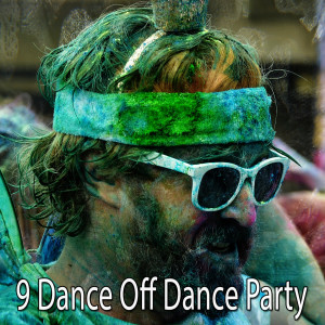 Dengarkan Party All Night lagu dari CDM Project dengan lirik