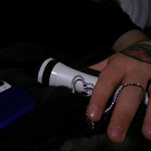 ดาวน์โหลดและฟังเพลง Striptease in an Applebee's Booth พร้อมเนื้อเพลงจาก HOLDYN