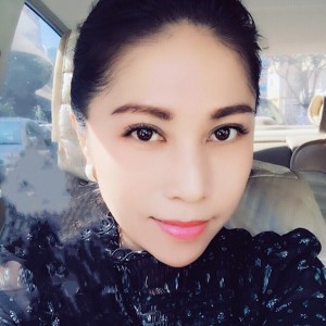 Listen to 小小的梦 (伴奏) song with lyrics from 许媛媛