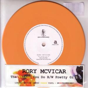 ดาวน์โหลดและฟังเพลง The Things You Do พร้อมเนื้อเพลงจาก Rory McVicar