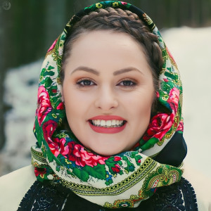 Listen to Am Pornit Să Colindăm song with lyrics from Andreea Haisan