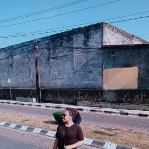 Listen to Pertama Lihat Ko song with lyrics from SORENS