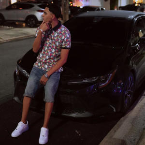 ดาวน์โหลดและฟังเพลง Inevitable พร้อมเนื้อเพลงจาก Yuansel