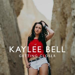 ดาวน์โหลดและฟังเพลง Getting Closer (Pop Version) พร้อมเนื้อเพลงจาก Kaylee Bell