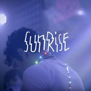 收聽Toybloïd的SUNRISE歌詞歌曲