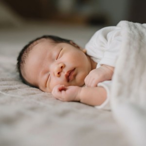 ดาวน์โหลดและฟังเพลง Gentle Lofi Sleep Melodies พร้อมเนื้อเพลงจาก Baby Lullabies